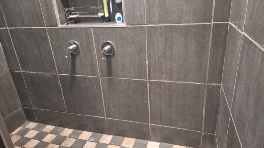 3 Bedroom Property for Sale in Stilbaai Wes Western Cape